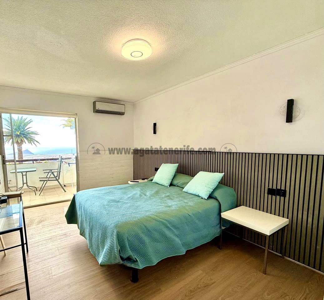 2 soveværelse Lejlighed til salg i San Isidro de Abona med swimmingpool - € 295.000 (Ref: 9384893)