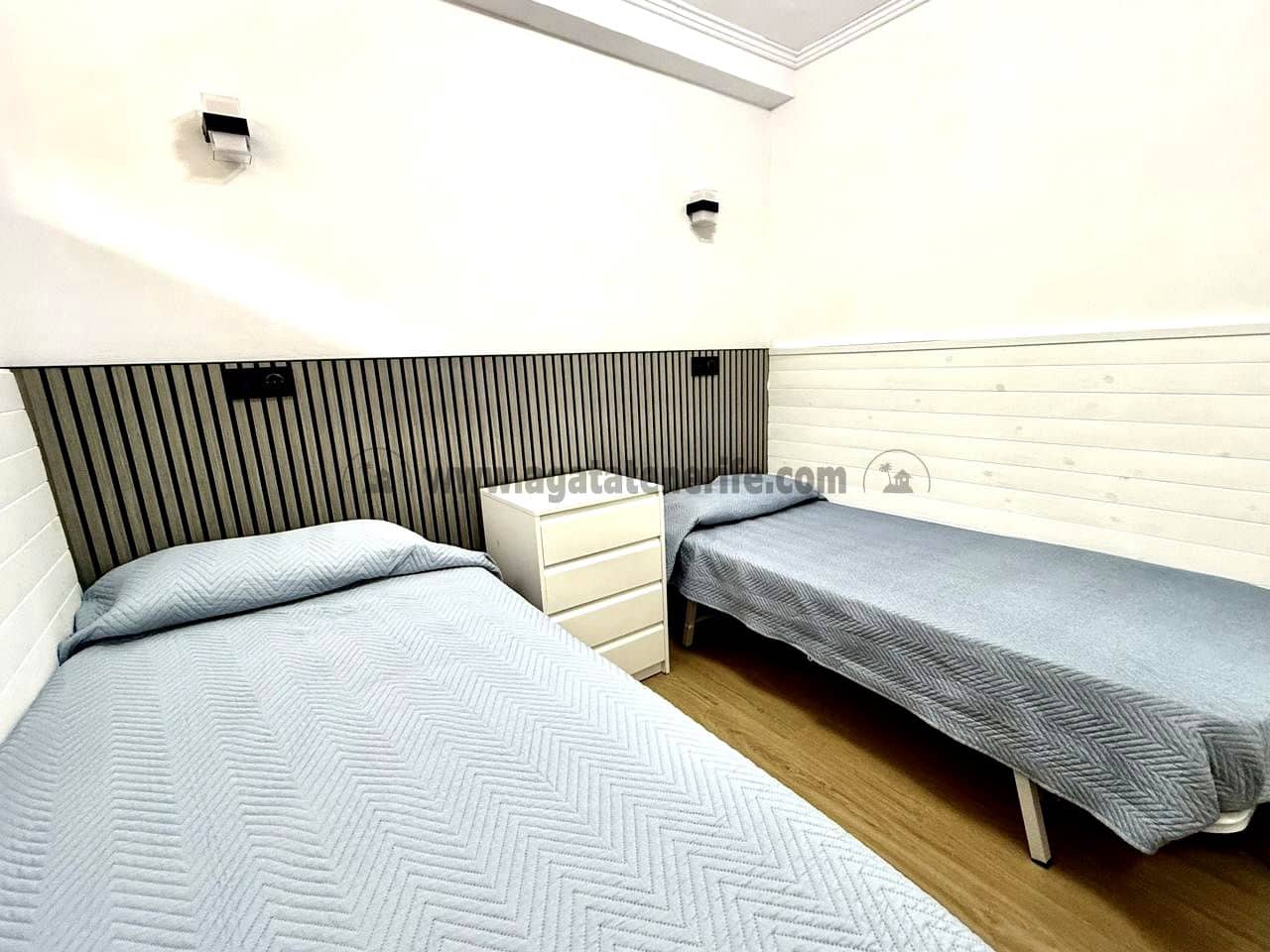 2 soveværelse Lejlighed til salg i San Isidro de Abona med swimmingpool - € 295.000 (Ref: 9384893)