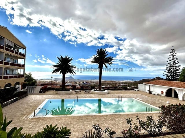2 soveværelse Lejlighed til salg i San Isidro de Abona, Granadilla de Abona med swimmingpool - € 295.000 (Ref: 9384893)