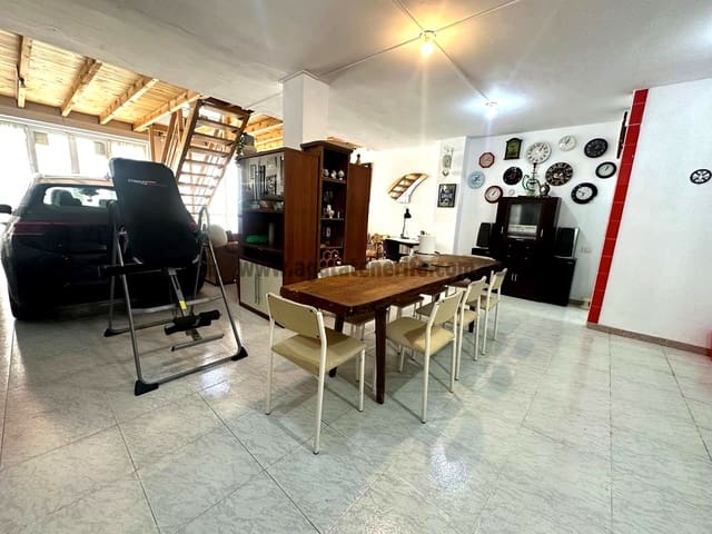 1 soveværelse Virksomhed til salg i Puerto de la Cruz med garage - € 198.000 (Ref: 9429105)