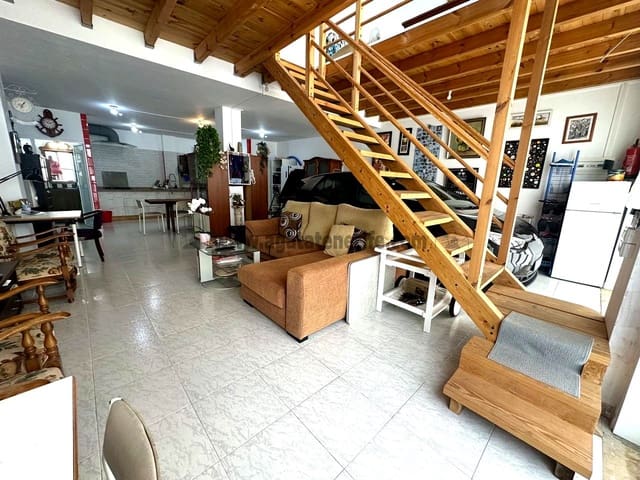 1 soveværelse Virksomhed til salg i Puerto de la Cruz med garage - € 198.000 (Ref: 9429105)