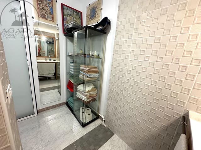 1 quarto Empresa para venda em Puerto de la Cruz com garagem - 198 000 € (Ref: 9429105)