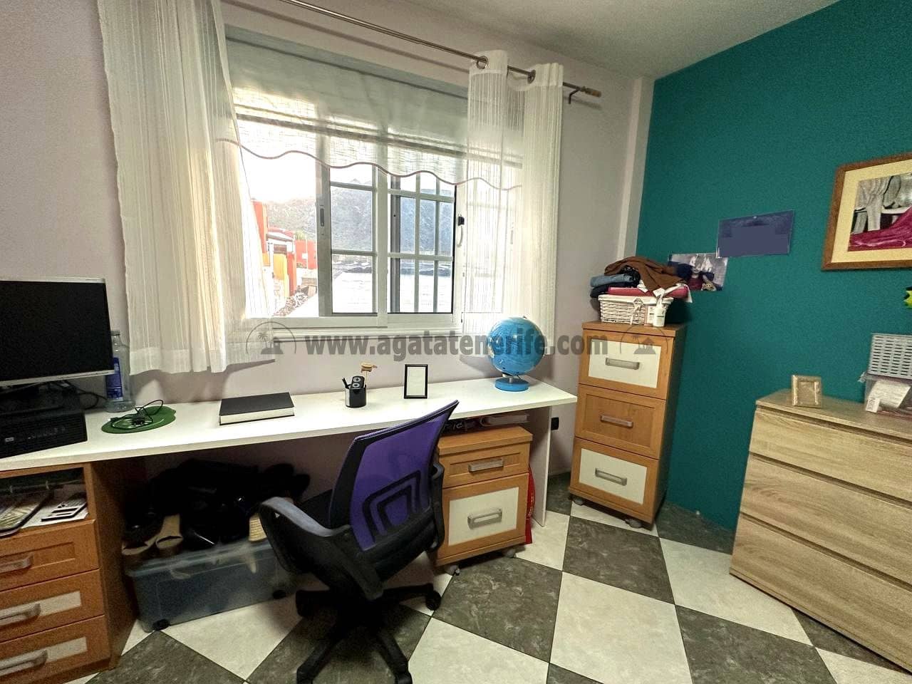 5 bedroom Villa for sale in Buenavista del Norte with garage - € 366,000 (Ref: 9432405)