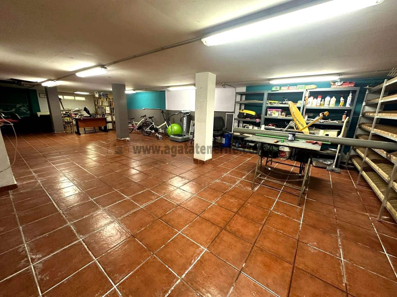 5 bedroom Villa for sale in Buenavista del Norte with garage - € 366,000 (Ref: 9432405)