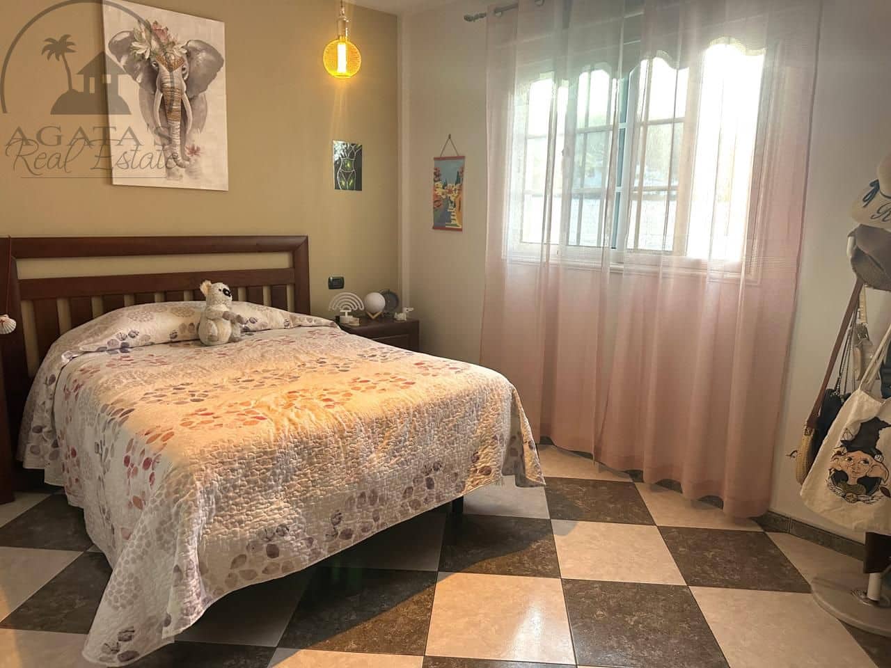 5 slaapkamer Villa te koop in Buenavista del Norte met garage - € 366.000 (Ref: 9432405)