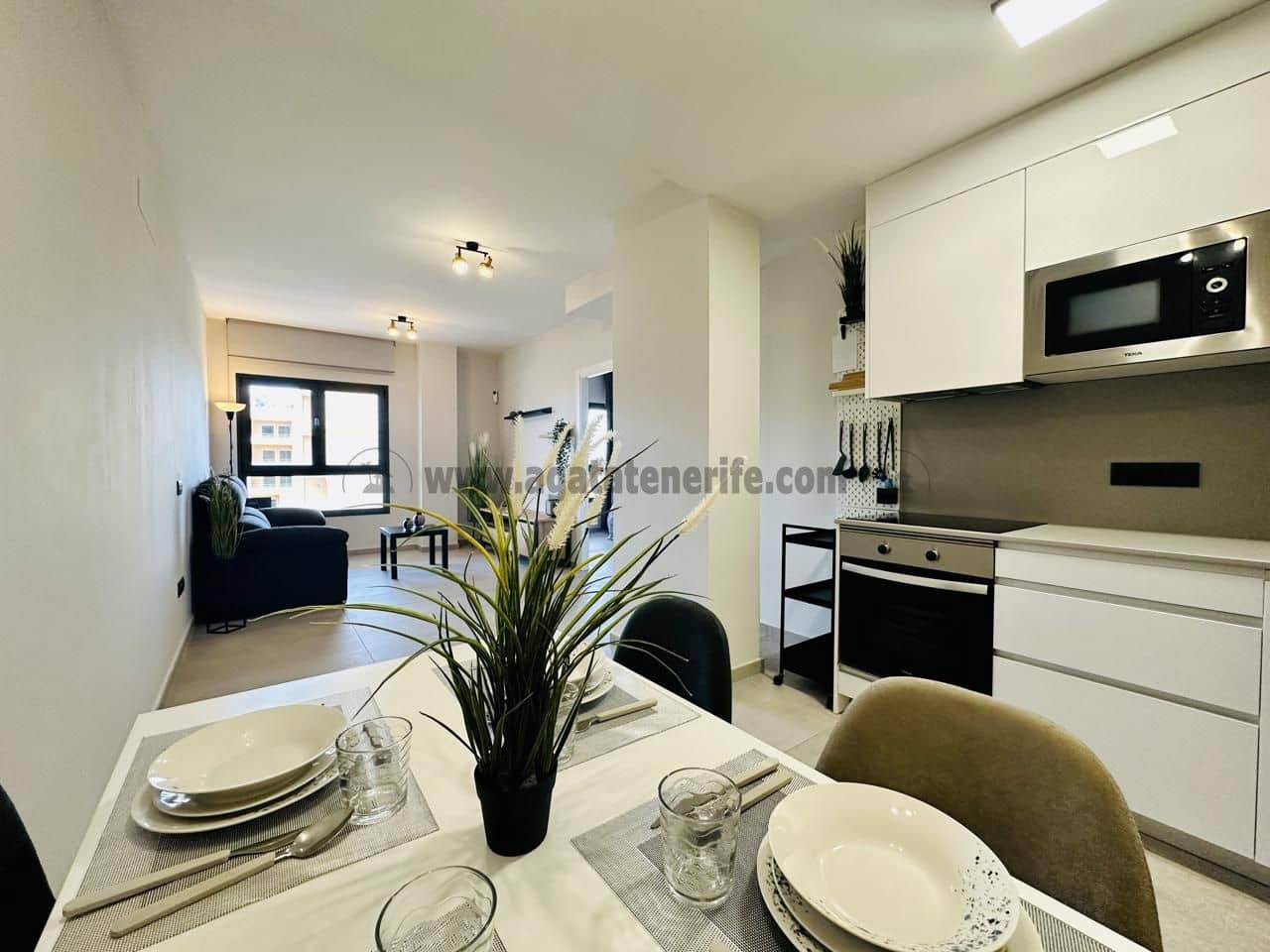 1 quarto Apartamento para arrendar em Puerto de la Cruz com piscina garagem - 920 € (Ref: 9441741)