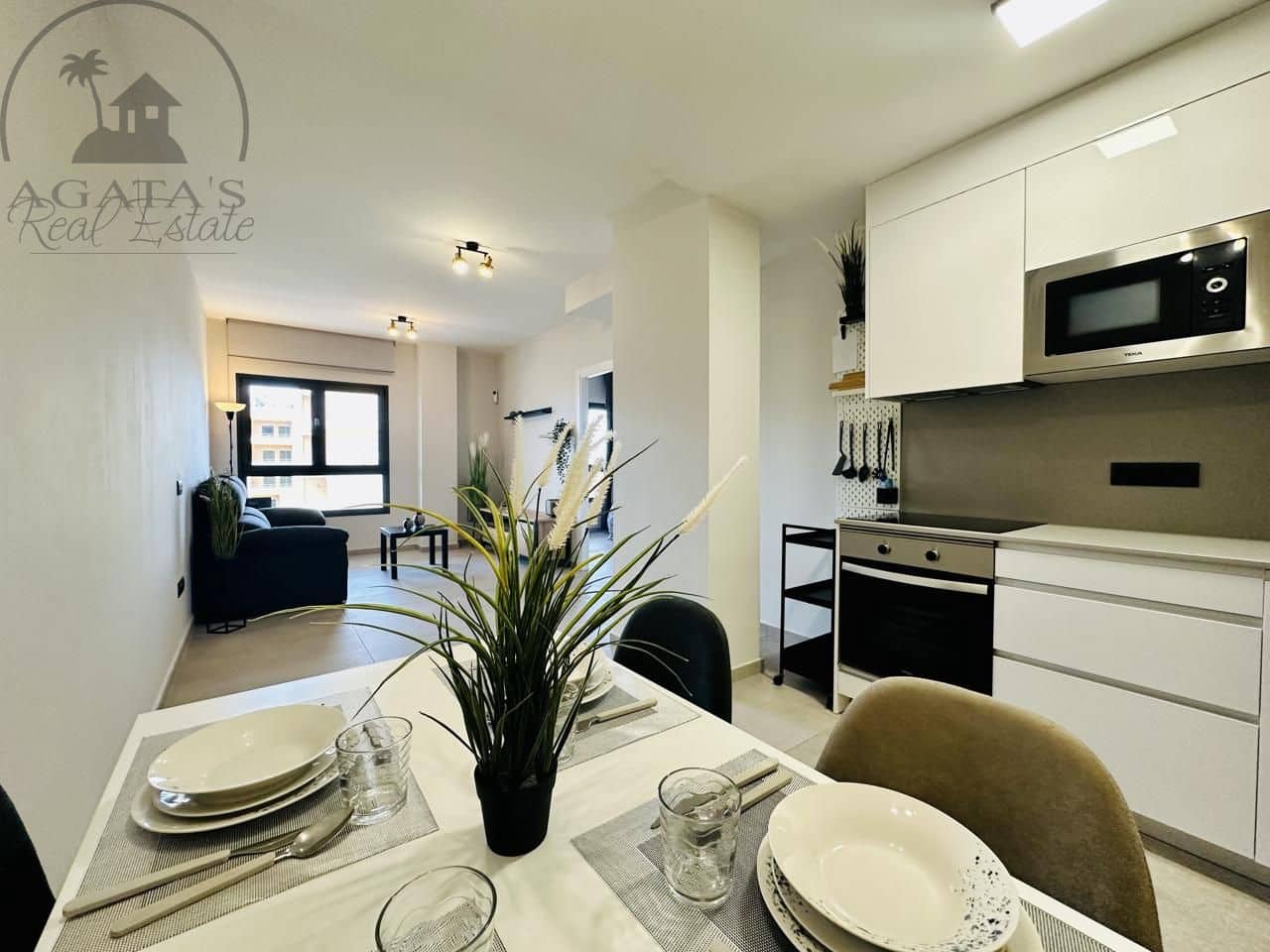 1 soverom Leilighet til leie i Puerto de la Cruz med svømmebasseng garasje - € 920 (Ref: 9441741)