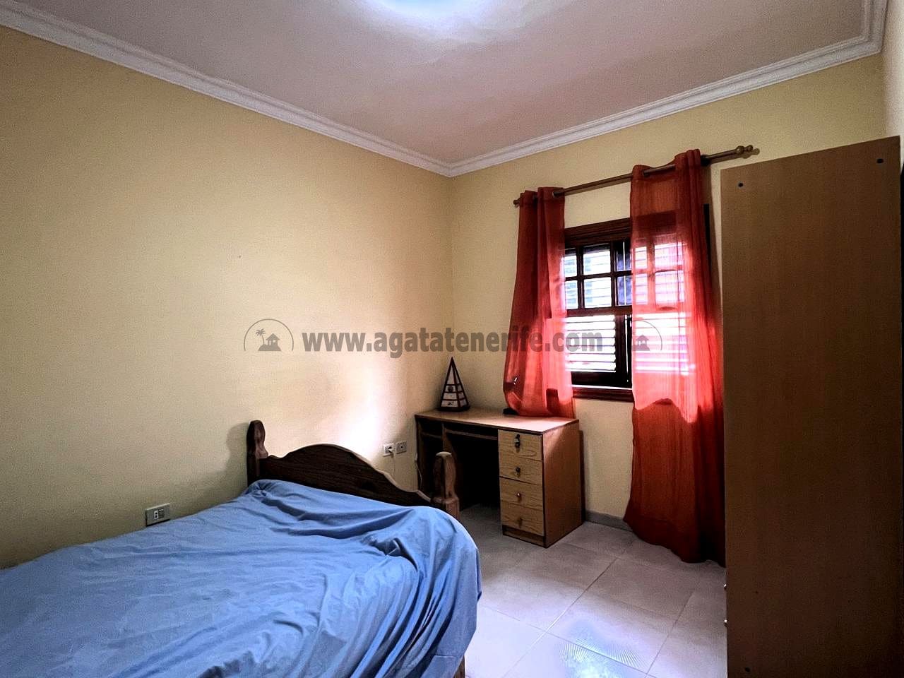 4 chambre Villa/Maison à vendre à Icod de los Vinos avec garage - 210 000 € (Ref: 9442853)