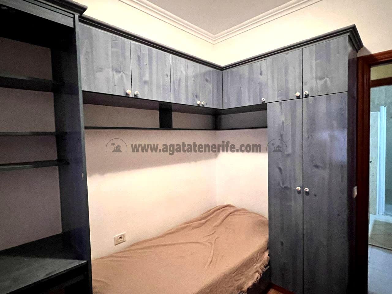 4 chambre Villa/Maison à vendre à Icod de los Vinos avec garage - 210 000 € (Ref: 9442853)