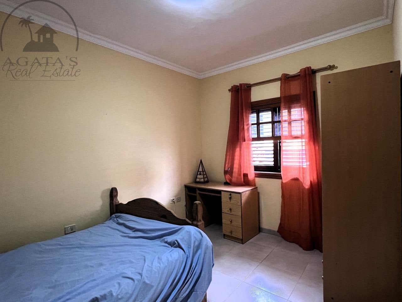 4 soveværelse Villa til salg i Icod de los Vinos med garage - € 199.000 (Ref: 9442853)