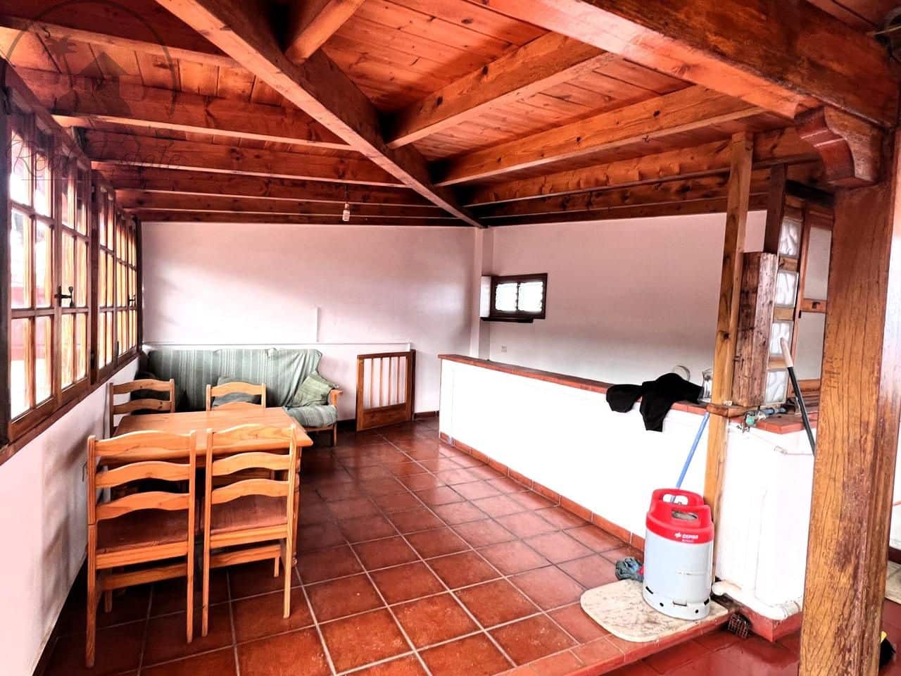 4 soveværelse Villa til salg i Icod de los Vinos med garage - € 199.000 (Ref: 9442853)