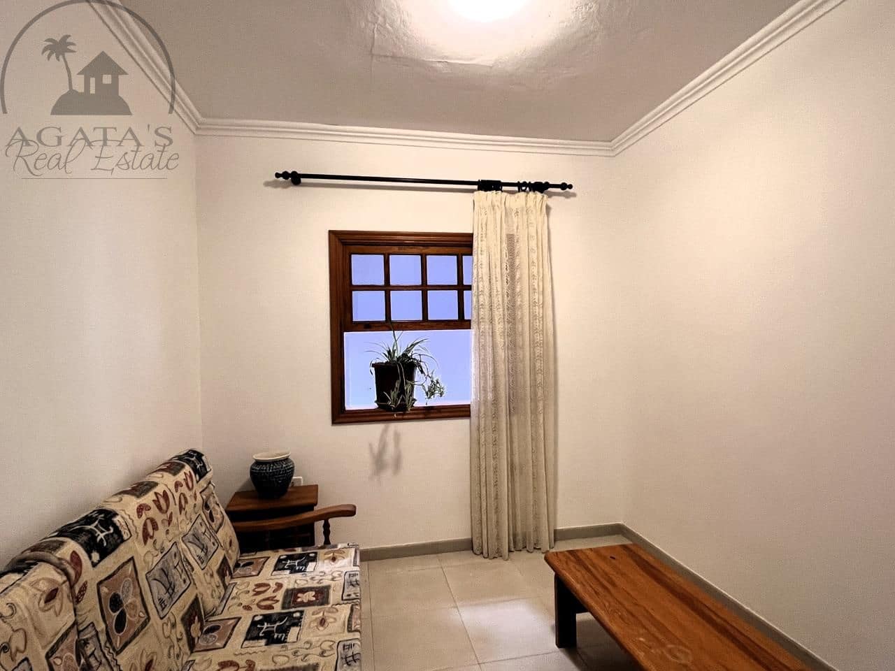 4 soveværelse Villa til salg i Icod de los Vinos med garage - € 199.000 (Ref: 9442853)