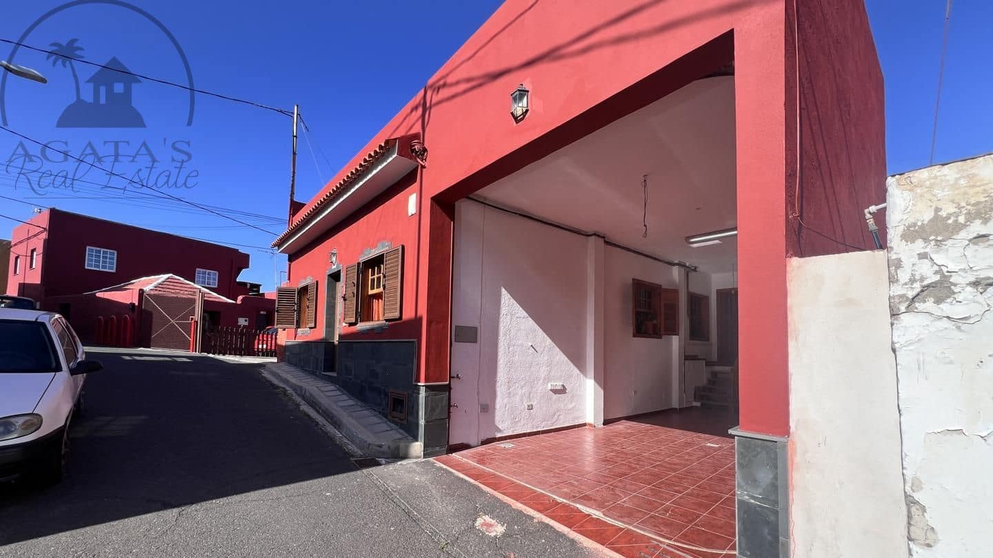 4 soveværelse Villa til salg i Icod de los Vinos med garage - € 199.000 (Ref: 9442853)