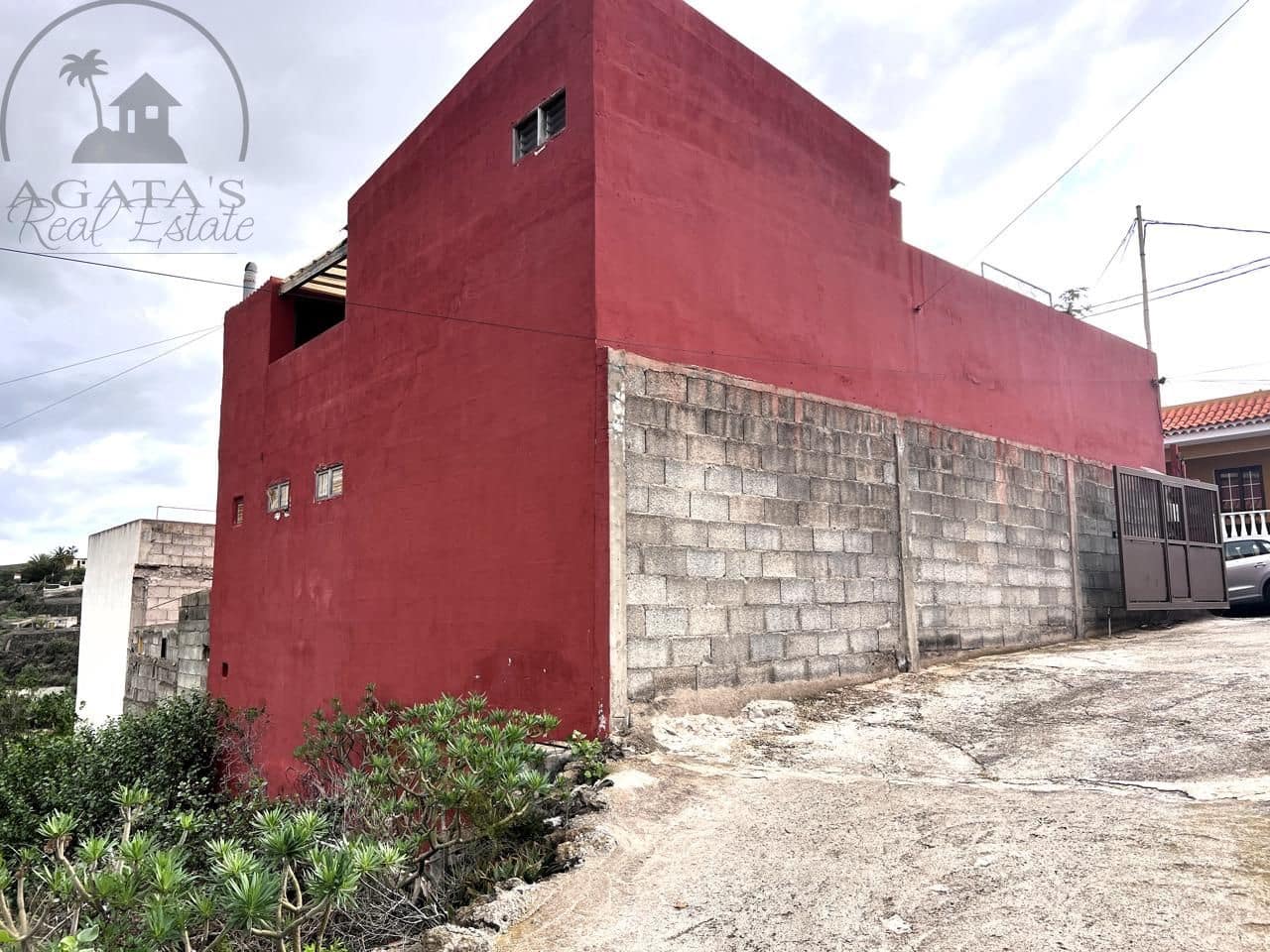 4 soveværelse Villa til salg i Icod de los Vinos med garage - € 199.000 (Ref: 9442853)