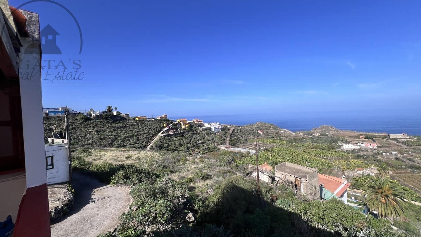 4 soveværelse Villa til salg i Icod de los Vinos med garage - € 199.000 (Ref: 9442853)