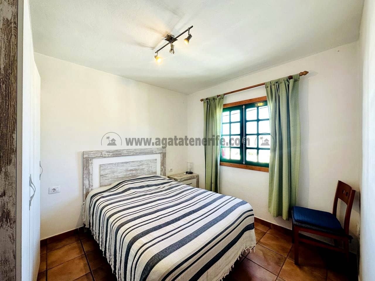 2 sypialnia Willa na sprzedaż w Icod de los Vinos z garażem - 220 000 € (Ref: 9442886)