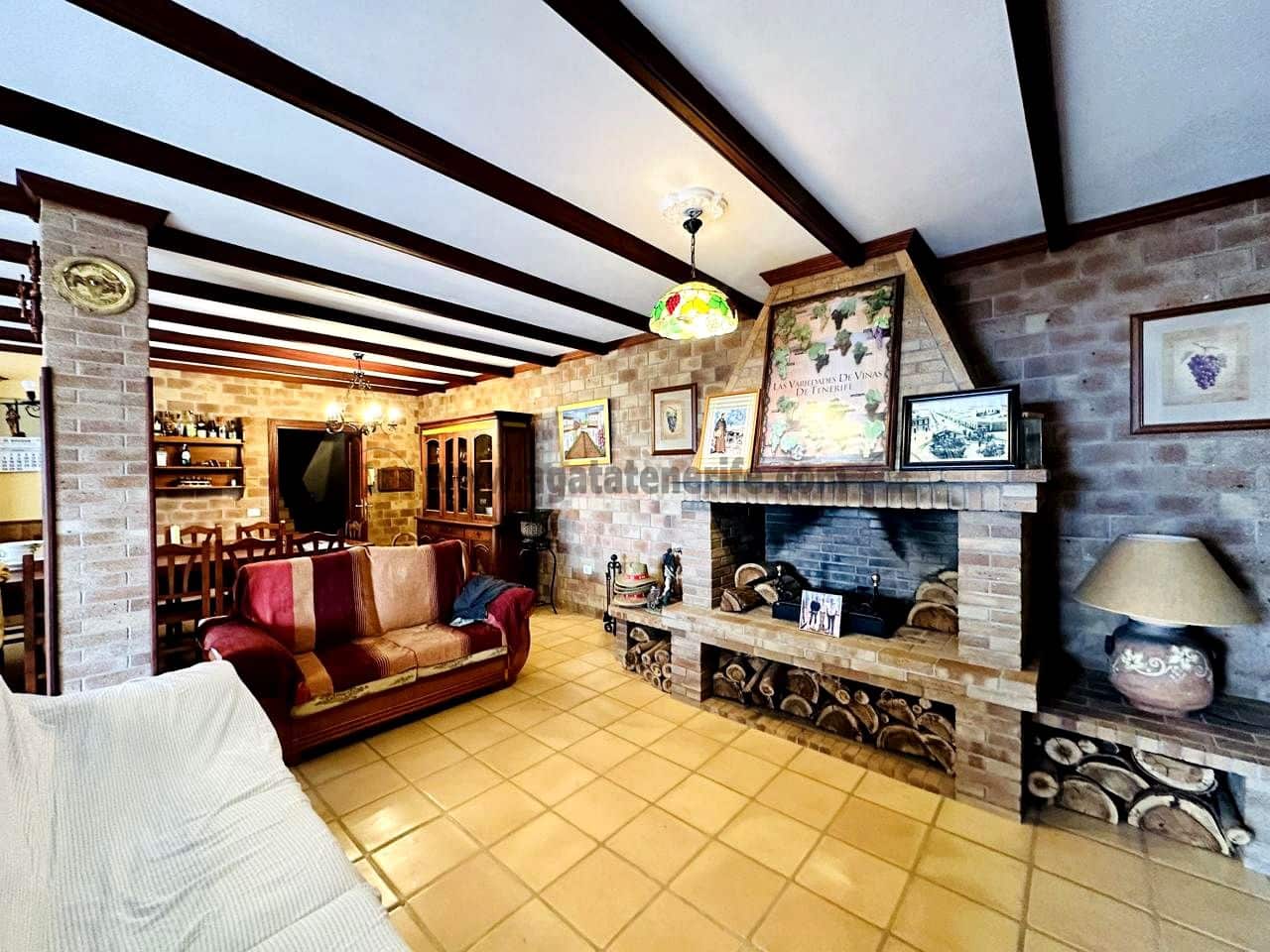 3 soveværelse Villa til salg i La Esperanza med garage - € 850.000 (Ref: 9458430)