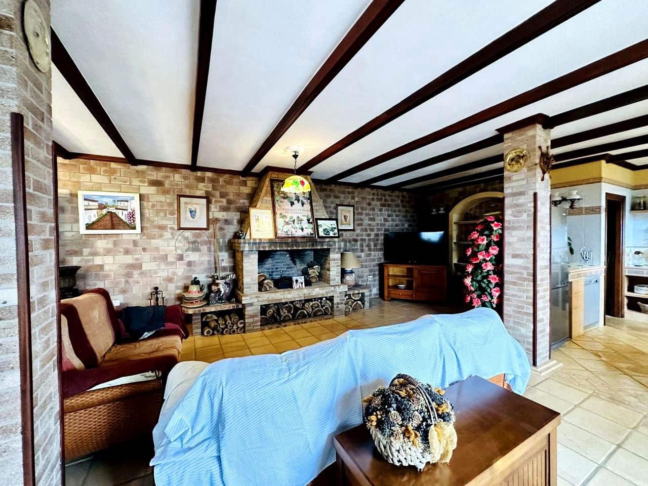 3 soveværelse Villa til salg i La Esperanza med garage - € 850.000 (Ref: 9458430)