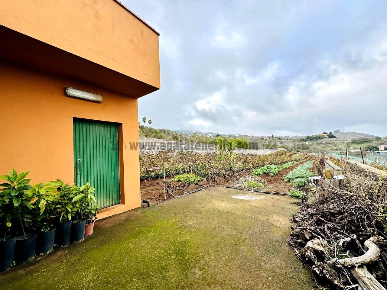 3 soveværelse Villa til salg i La Esperanza med garage - € 850.000 (Ref: 9458430)