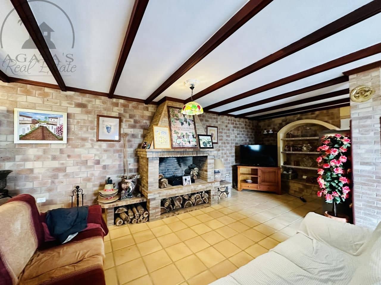 3 soveværelse Villa til salg i La Esperanza med garage - € 850.000 (Ref: 9458430)