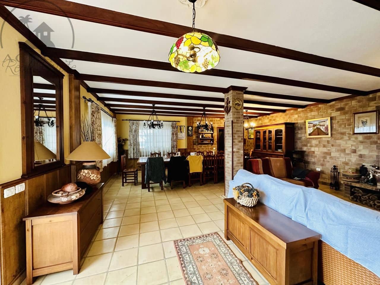 3 soveværelse Villa til salg i La Esperanza med garage - € 850.000 (Ref: 9458430)