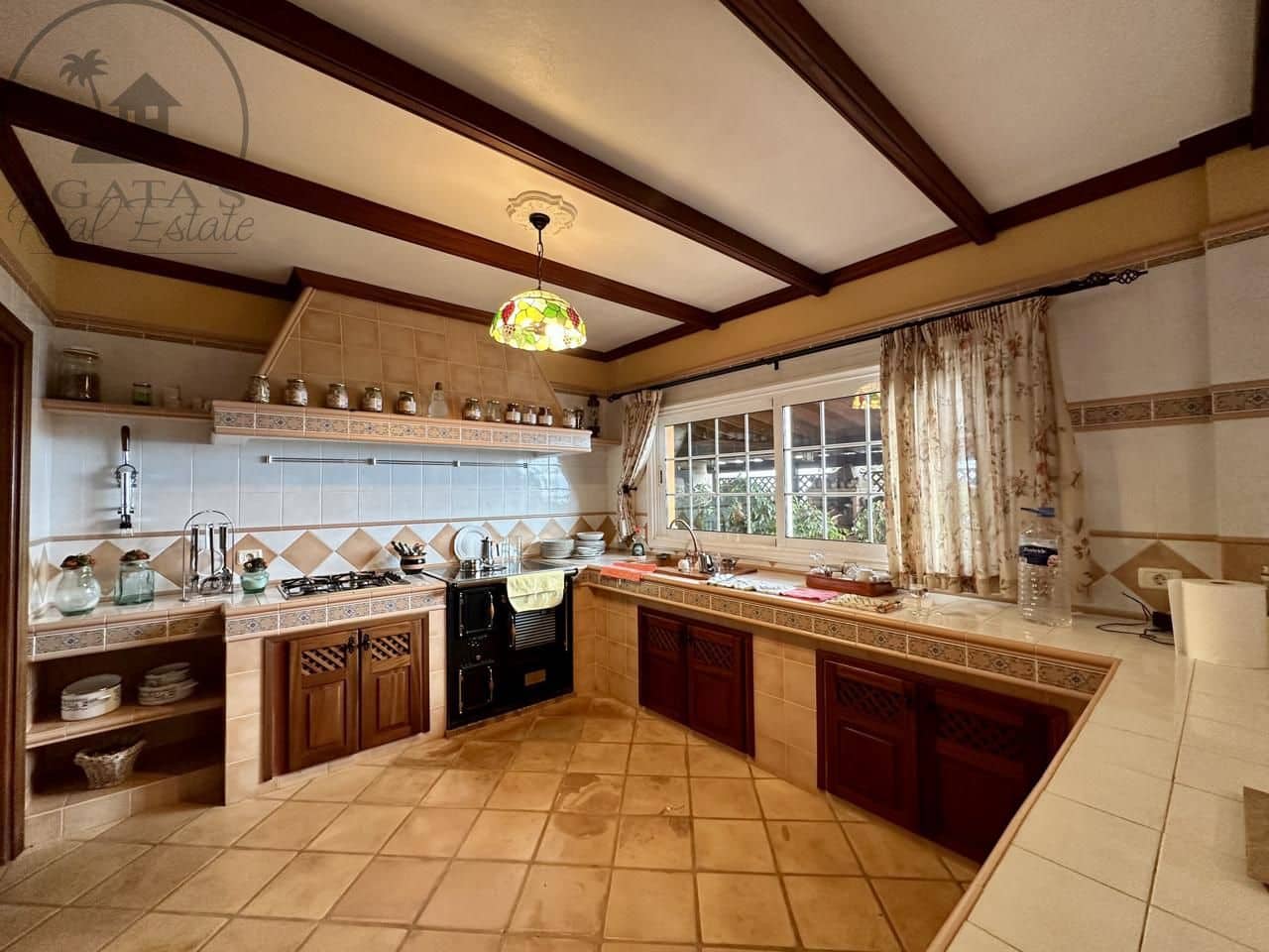 3 soveværelse Villa til salg i La Esperanza med garage - € 850.000 (Ref: 9458430)