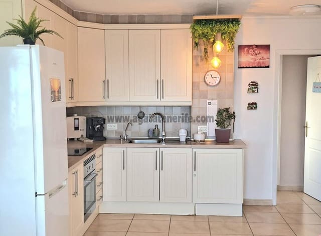 1 camera da letto Appartamento in vendita in Los Cristianos, Arona con piscina garage - 398.000 € (Rif: 9470022)