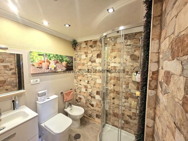 1 camera da letto Appartamento in vendita in Los Cristianos, Arona con piscina garage - 398.000 € (Rif: 9470022)