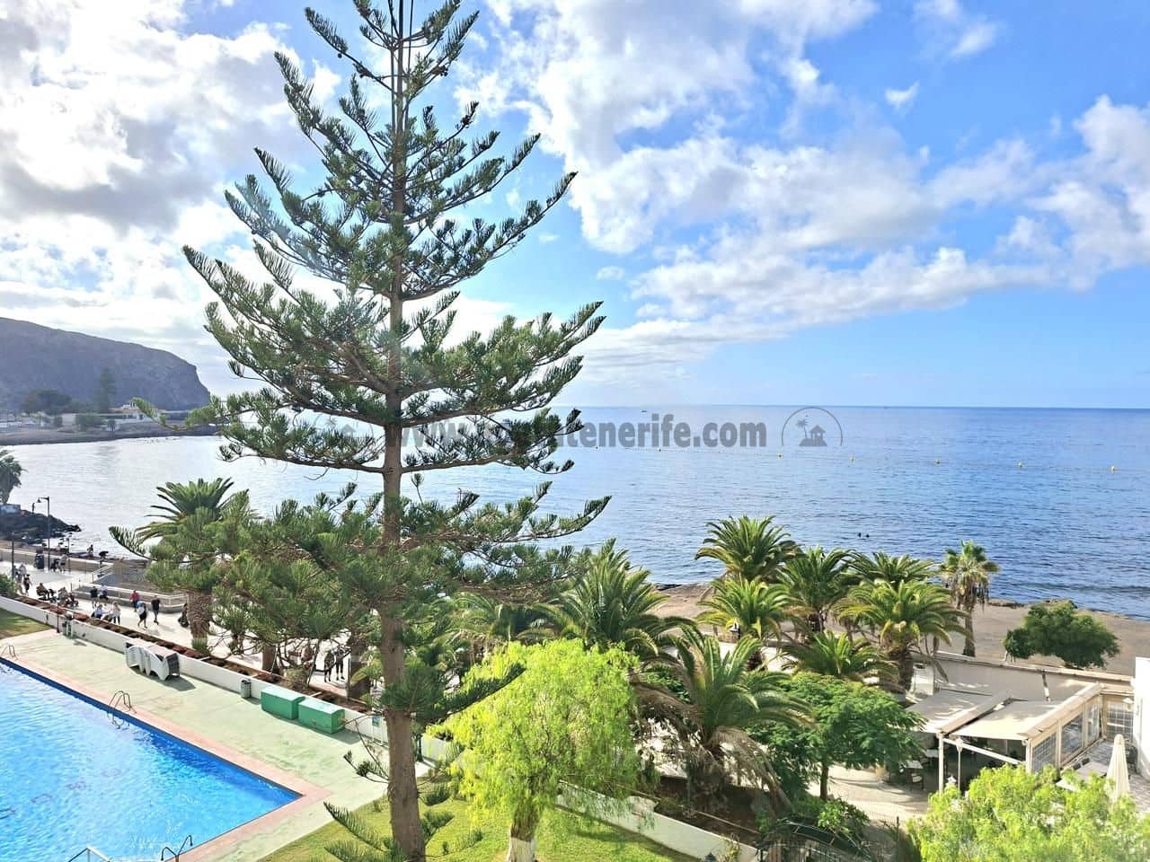 Piso de 1 habitación en Los Cristianos en venta con piscina garaje - 398.000 € (Ref: 9470022)