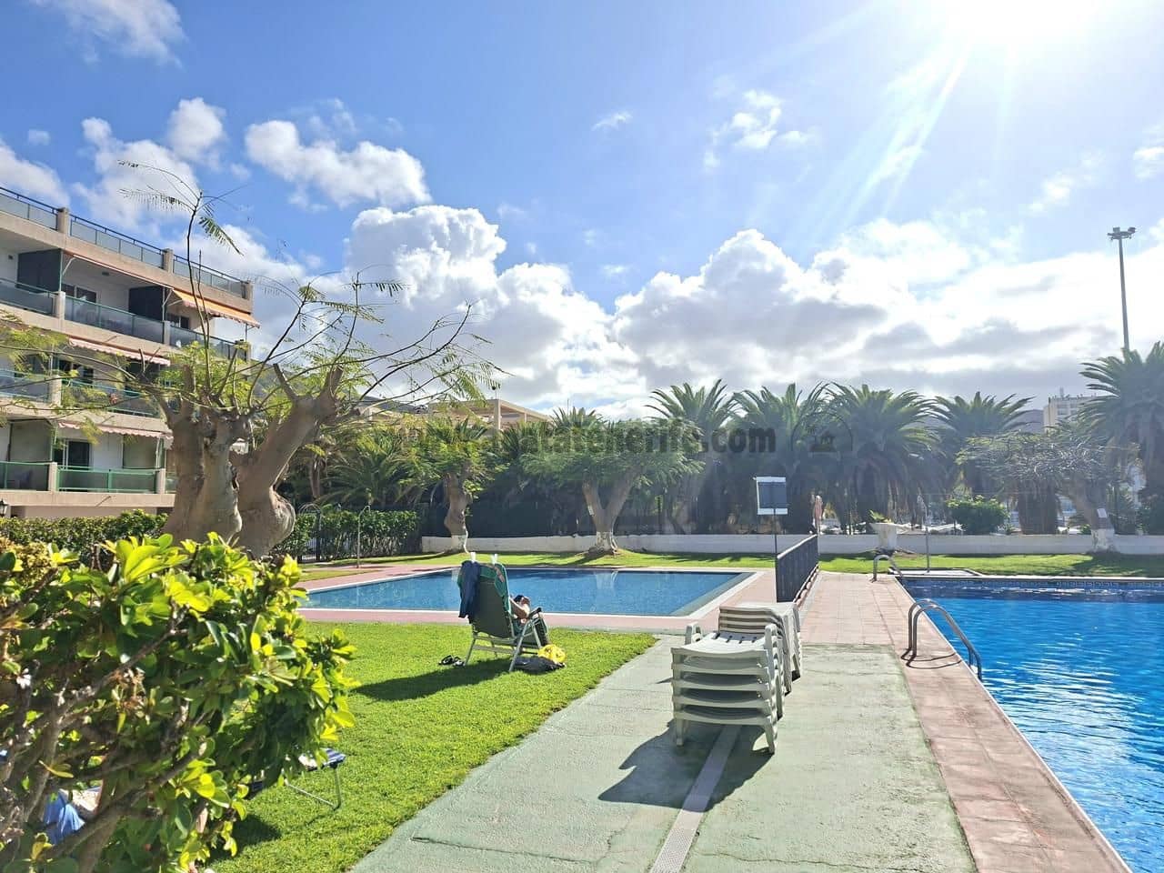 Piso de 1 habitación en Los Cristianos en venta con piscina garaje - 398.000 € (Ref: 9470022)