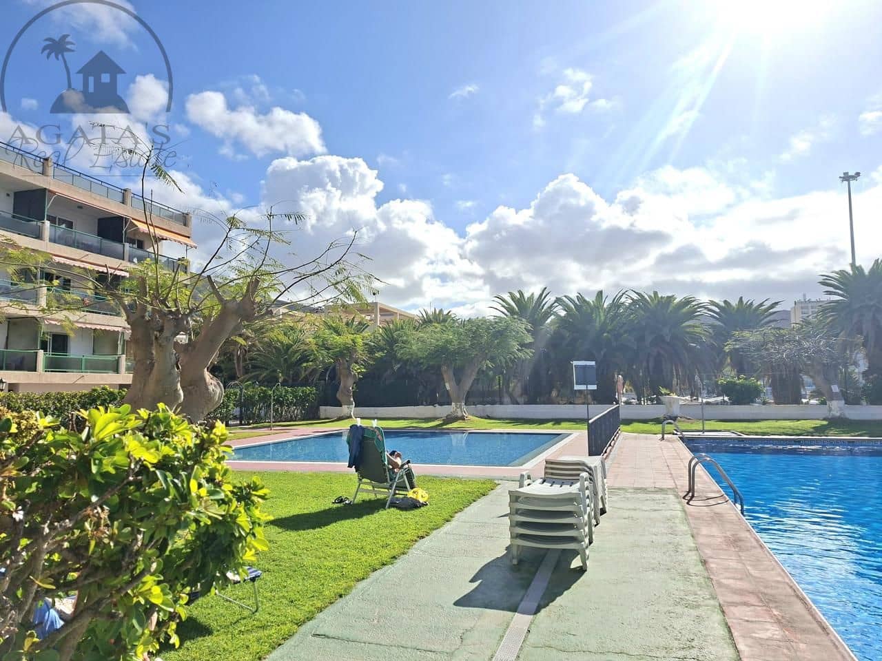 1 bedroom Flat for sale in Los Cristianos with pool garage - € 398,000 (Ref: 9470022)