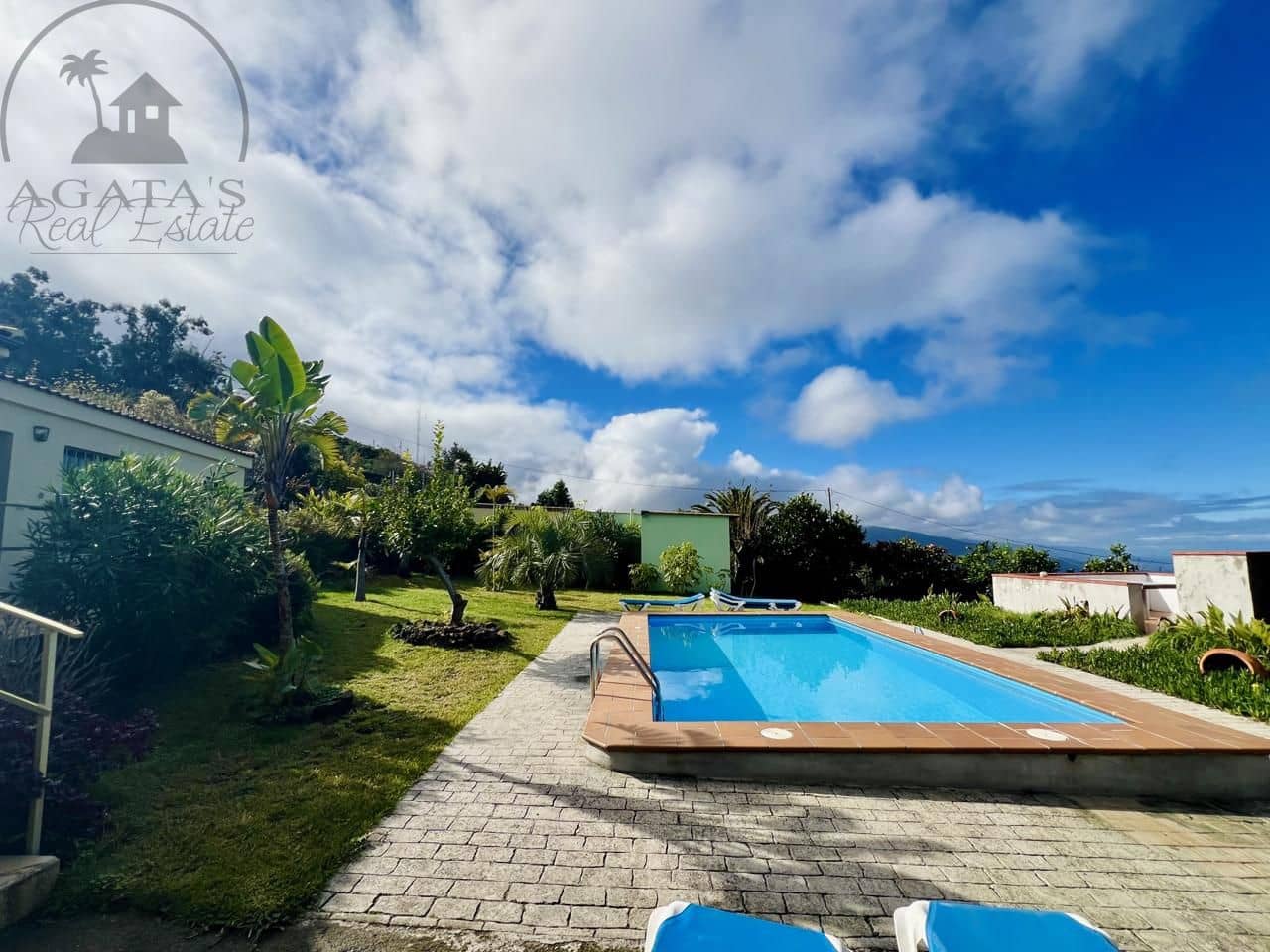 3 quarto Moradia para venda em Santa Ursula com piscina garagem - 378 000 € (Ref: 9471052)