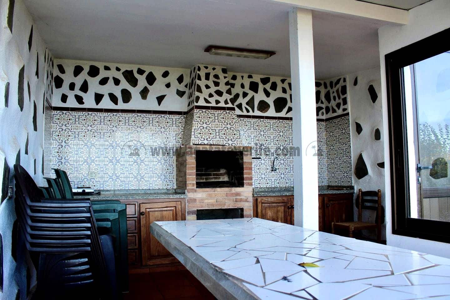 3 Zimmer Villa zu verkaufen in Santa Ursula mit Pool Garage - 399.000 € (Ref: 9471053)