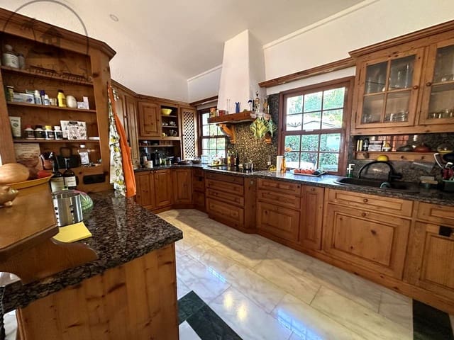 4 soveværelse Villa til salg i Tacoronte med swimmingpool garage - € 3.180.000 (Ref: 9479285)