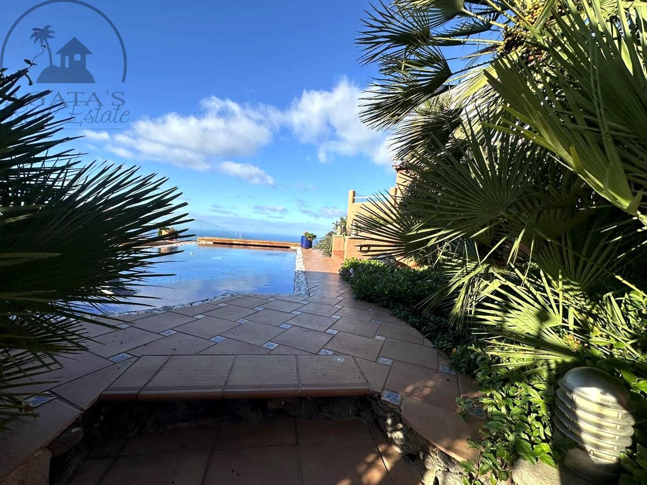 4 soveværelse Villa til salg i Tacoronte med swimmingpool garage - € 3.180.000 (Ref: 9479285)