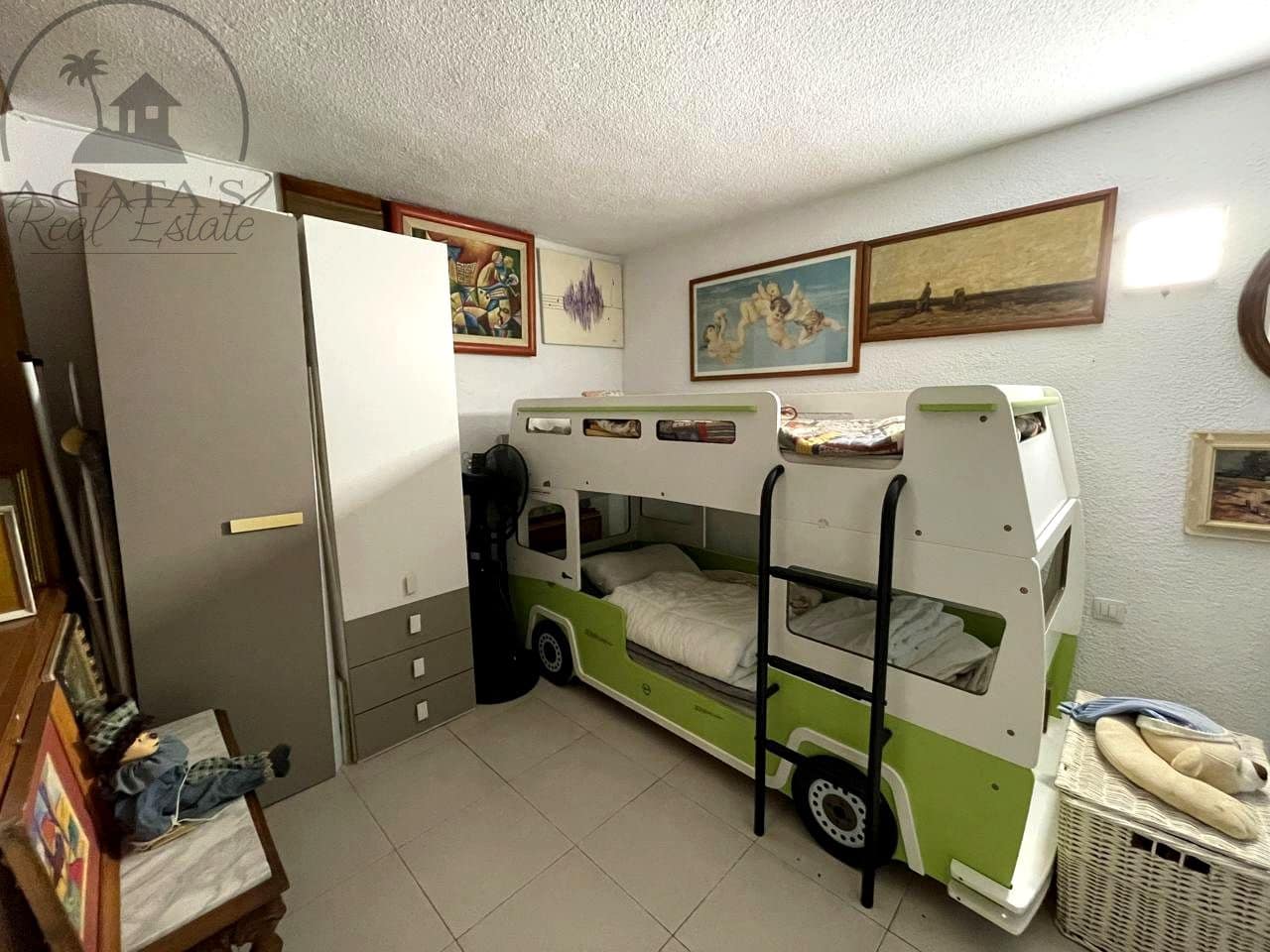 6 bedroom Bungalow for sale in Costa Adeje with pool - € 650,000 (Ref: 9488580)