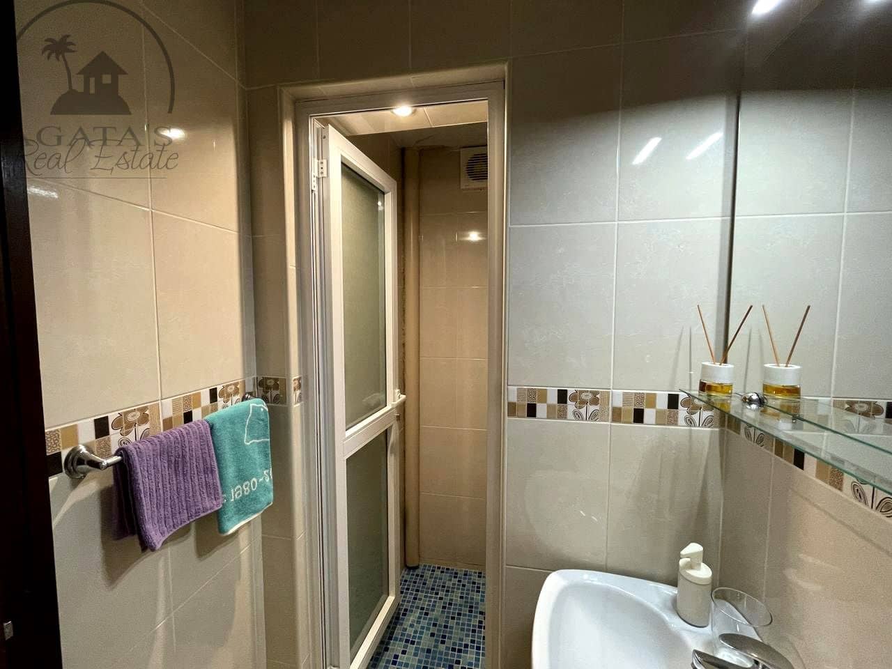 6 bedroom Bungalow for sale in Costa Adeje with pool - € 650,000 (Ref: 9488580)