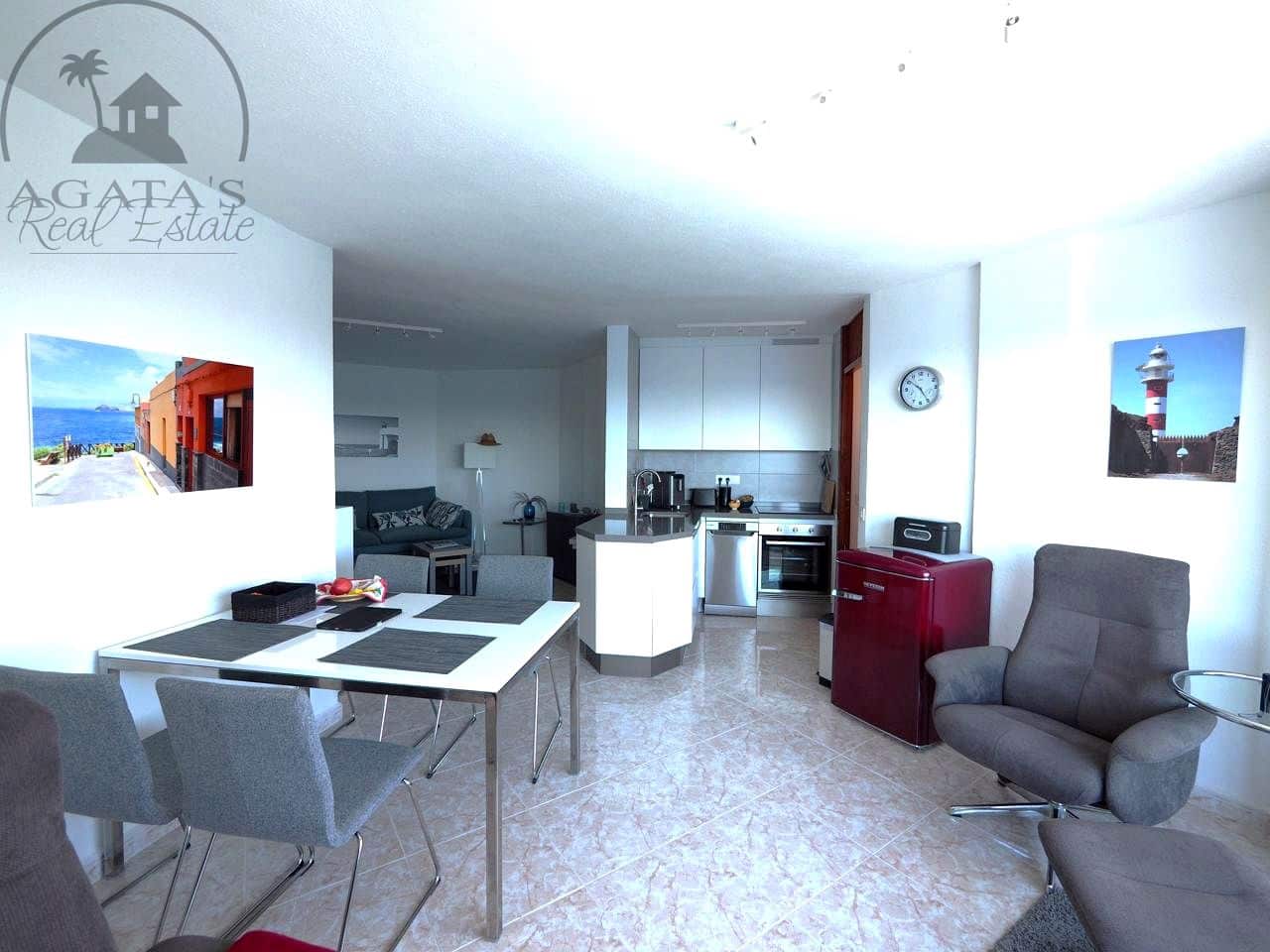 1 bedroom Flat for sale in Los Silos with pool - € 169,000 (Ref: 9496414)