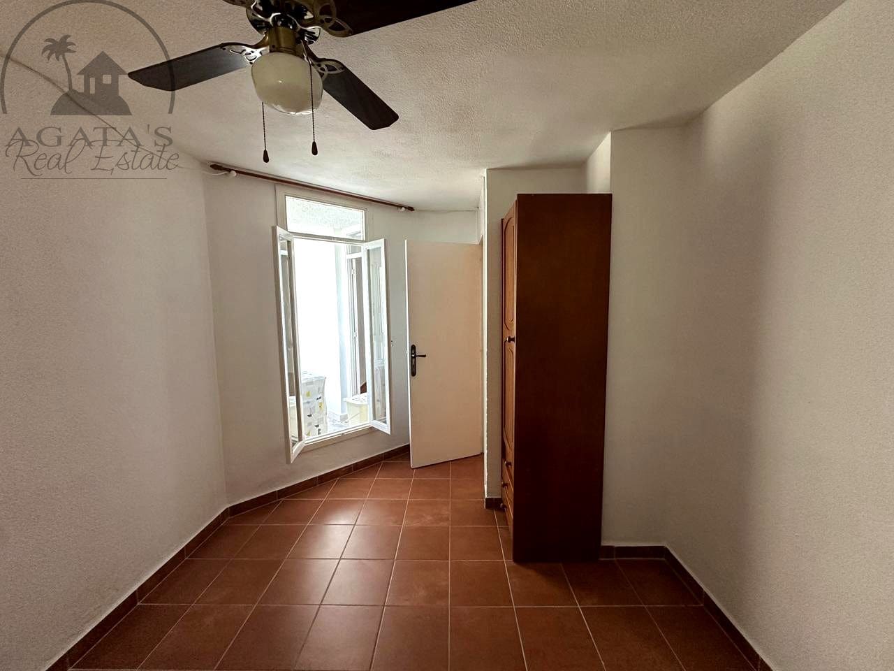 Piso de 2 habitaciones en Los Silos en venta con piscina - 150.000 € (Ref: 9497813)