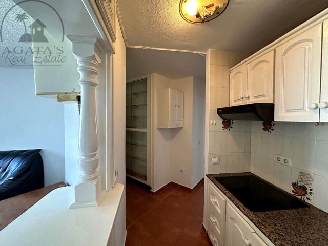 Piso de 2 habitaciones en Los Silos en venta con piscina - 150.000 € (Ref: 9497813)