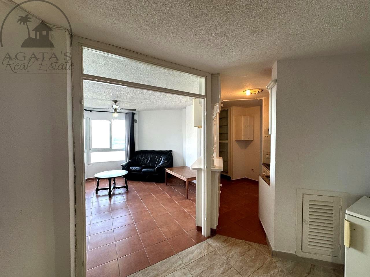 Piso de 2 habitaciones en Los Silos en venta con piscina - 150.000 € (Ref: 9497813)