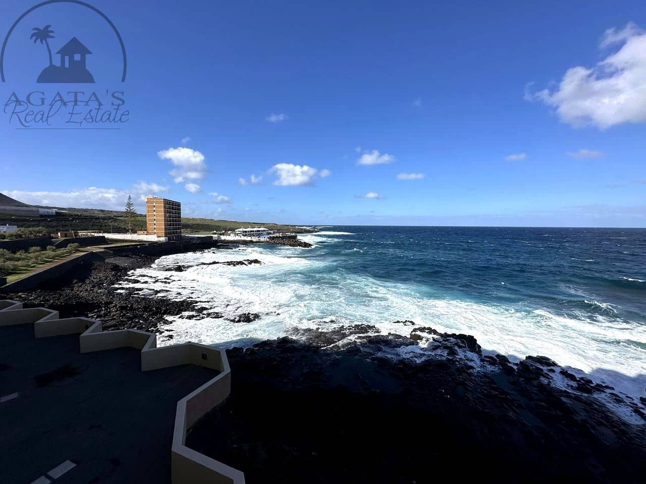 Piso de 2 habitaciones en Los Silos en venta con piscina - 150.000 € (Ref: 9497813)