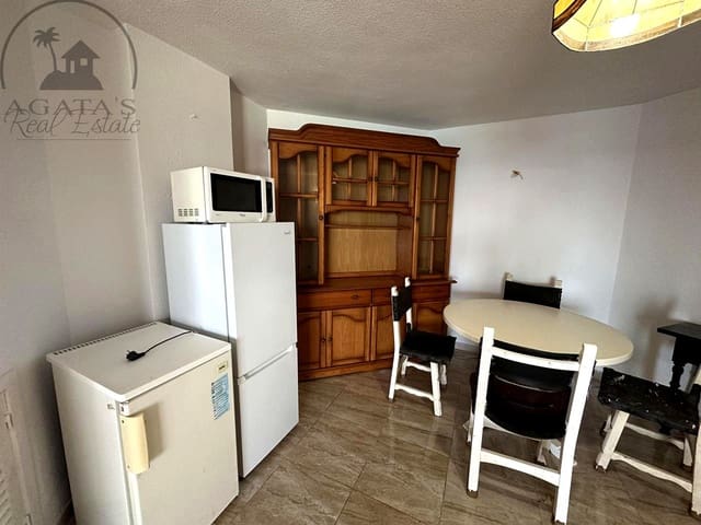 Piso de 2 habitaciones en Los Silos en venta con piscina - 150.000 € (Ref: 9497813)