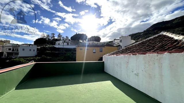 4 slaapkamer Villa te koop in Icod de los Vinos met garage - € 240.000 (Ref: 9498026)