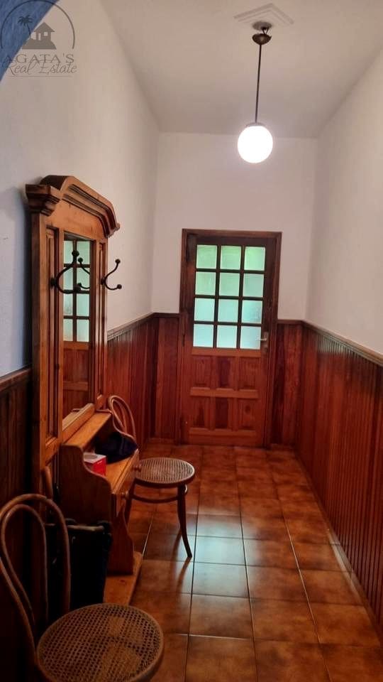 4 bedroom Villa for sale in Icod de los Vinos with garage - € 240,000 (Ref: 9498026)