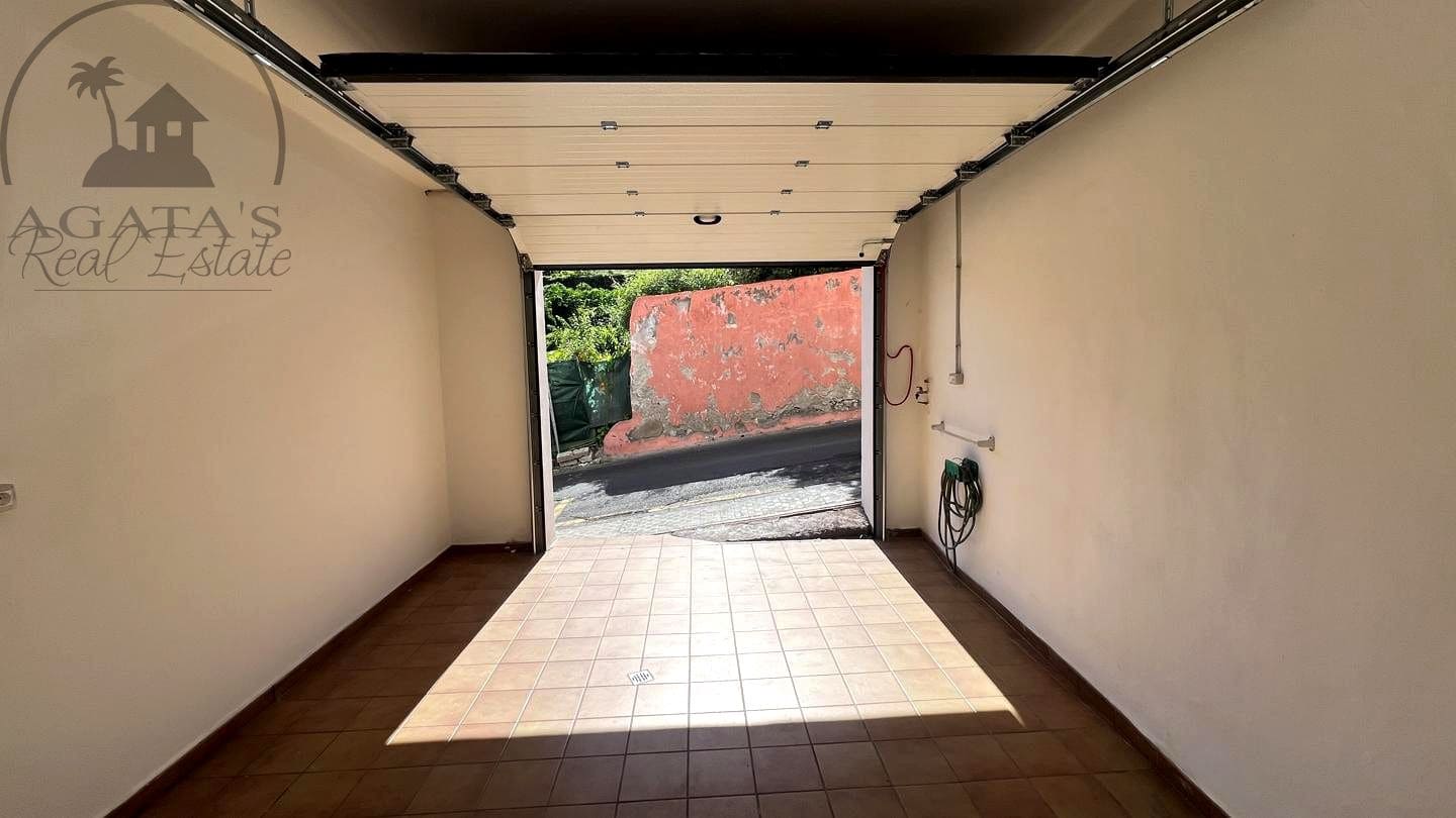 4 slaapkamer Villa te koop in Icod de los Vinos met garage - € 240.000 (Ref: 9498026)