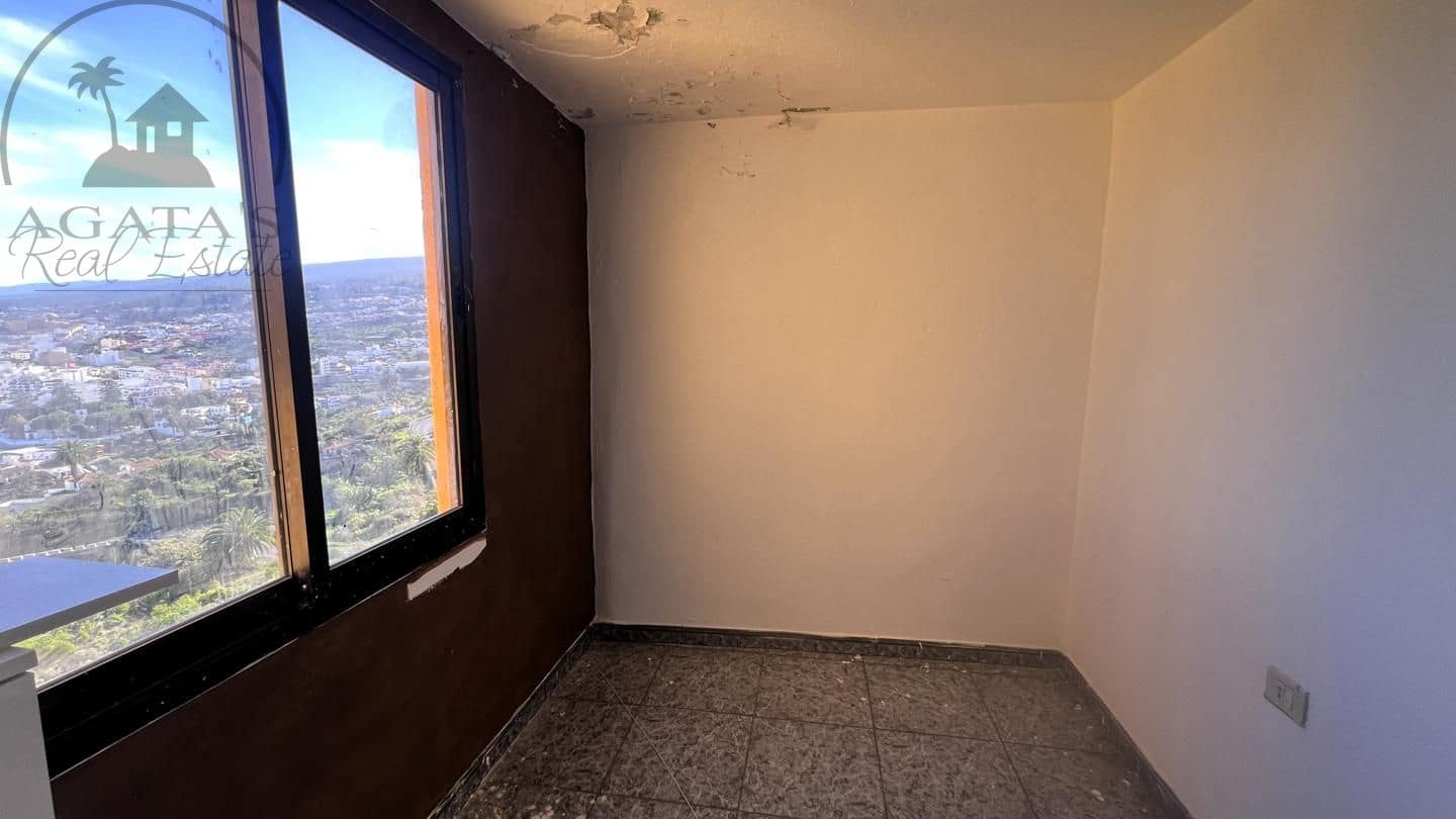 4 bedroom Villa for sale in Icod de los Vinos - € 215,000 (Ref: 9498027)