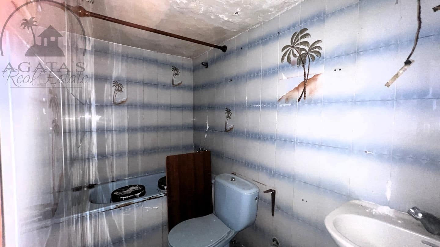 4 bedroom Villa for sale in Icod de los Vinos - € 215,000 (Ref: 9498027)