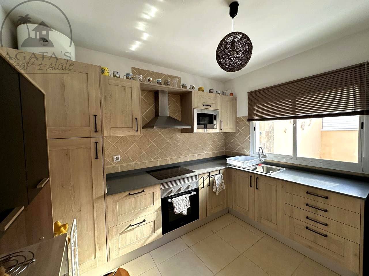 3 bedroom Villa for sale in Buenavista del Norte with pool garage - € 350,000 (Ref: 9501786)