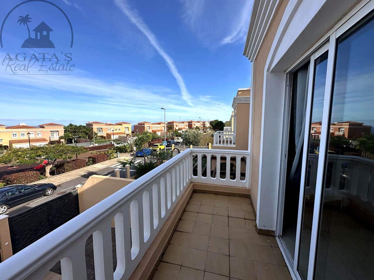 3 bedroom Villa for sale in Buenavista del Norte with pool garage - € 350,000 (Ref: 9501786)